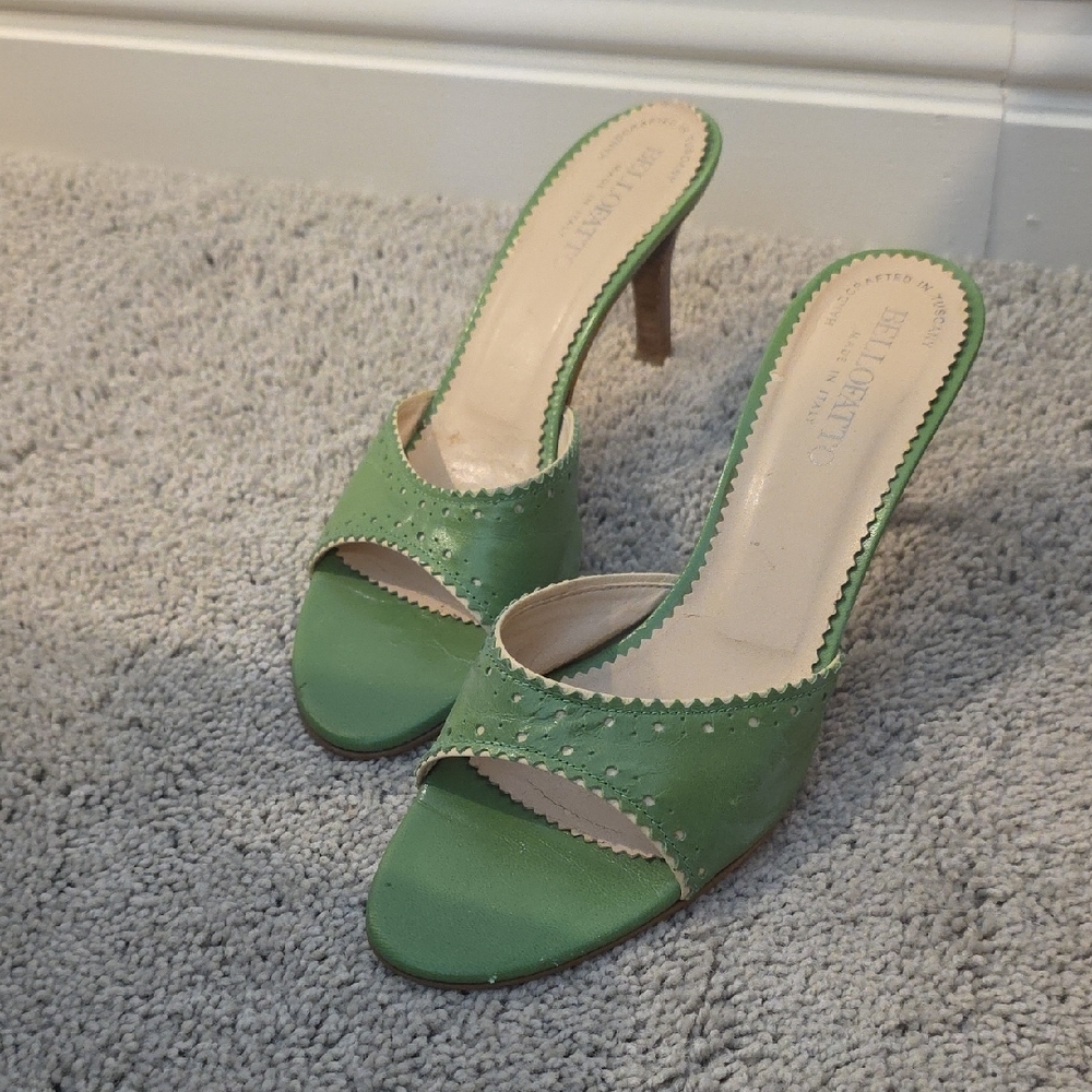 Green Women's Heels - Picture 2 of 5